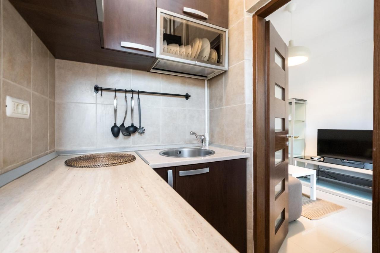 Modern & Spacious Apartment - Prime Location Near Bucharest'S Old Town Exterior photo