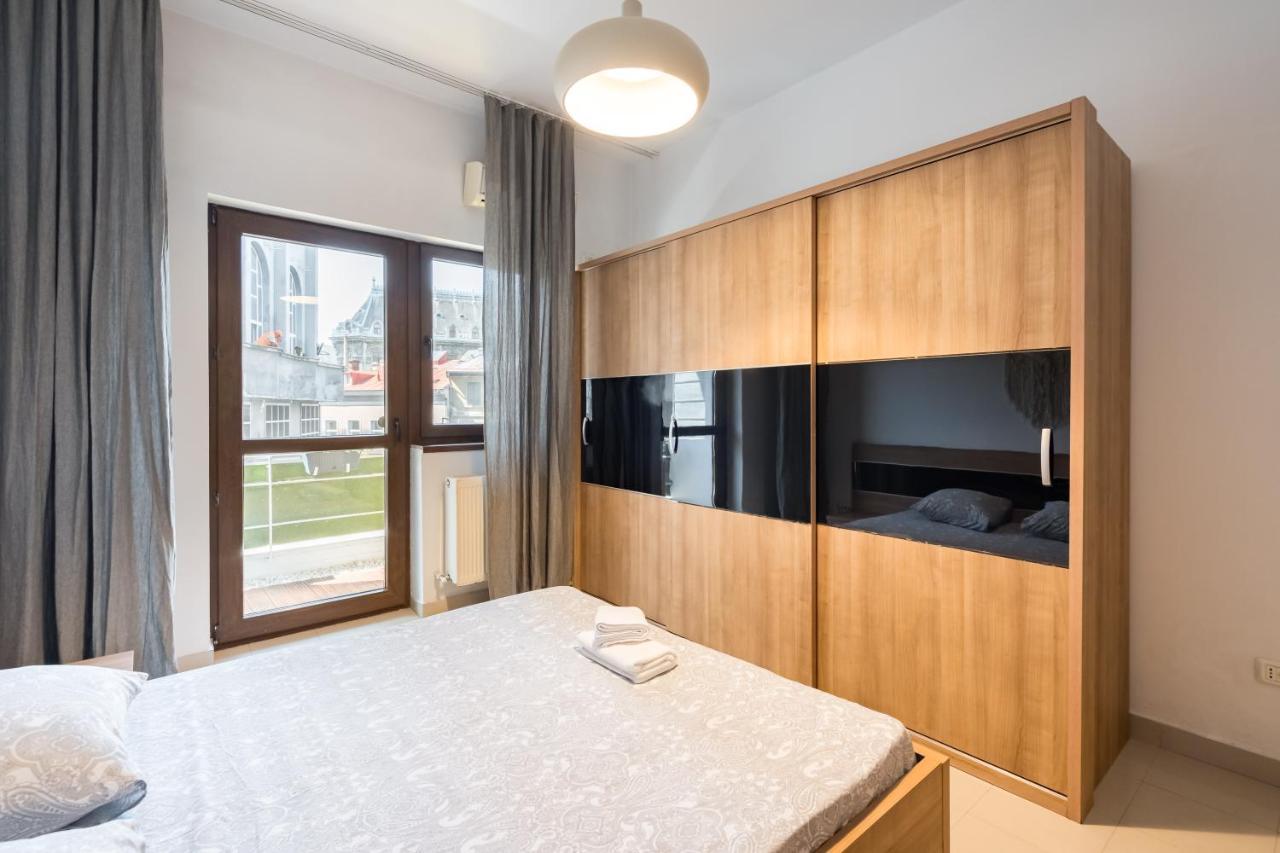 Modern & Spacious Apartment - Prime Location Near Bucharest'S Old Town Exterior photo